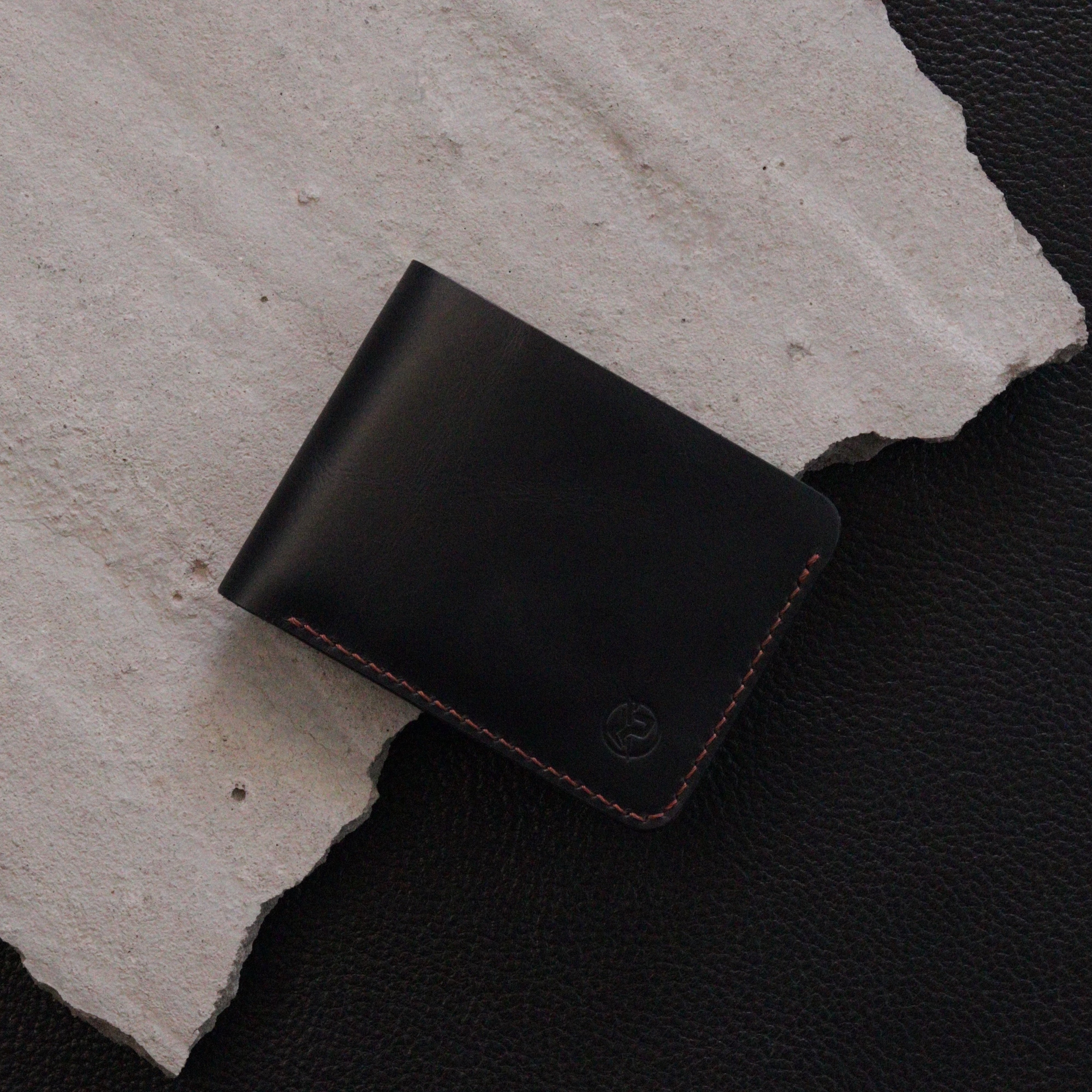 B1-BIFOLD LEATHER WALLET
