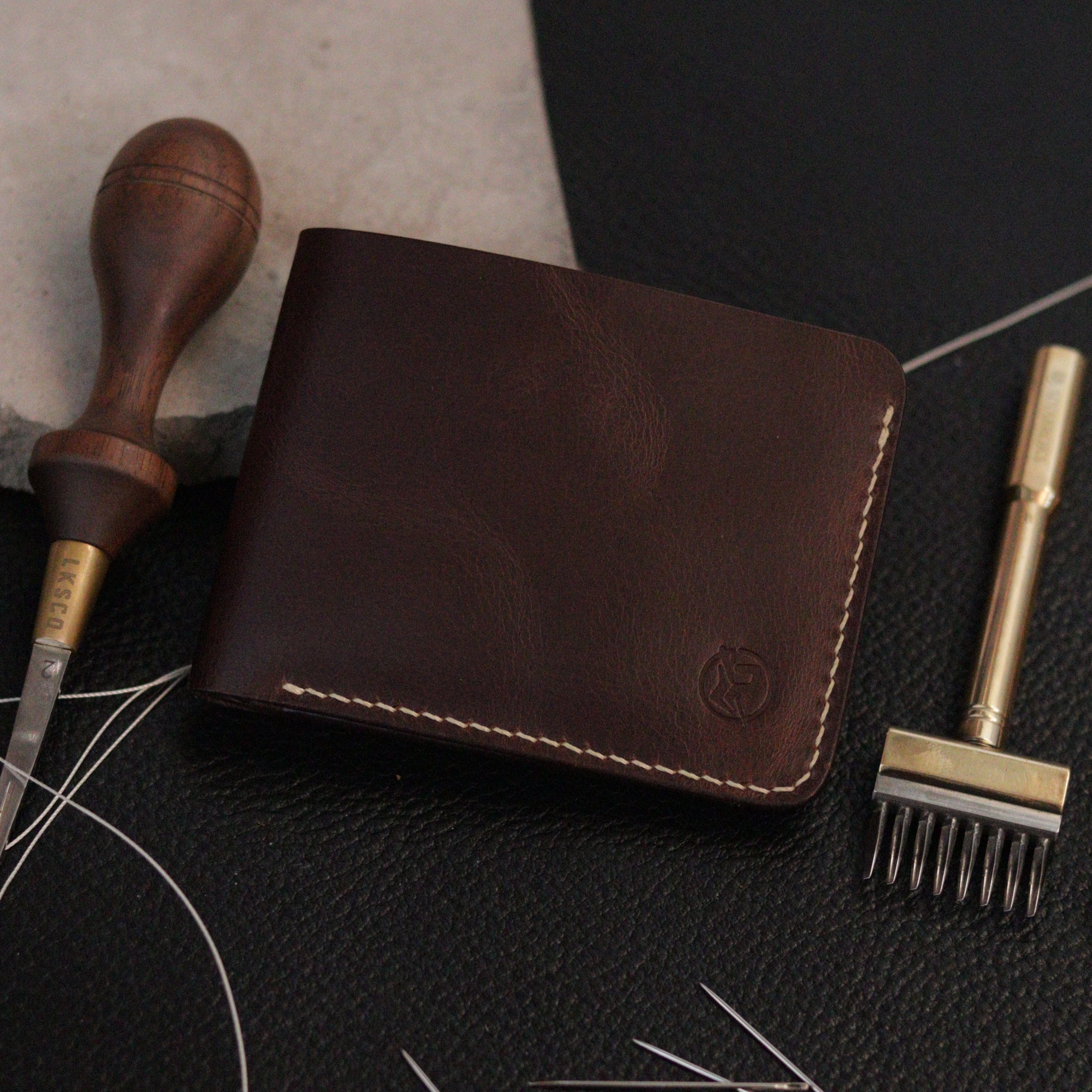 B1-BIFOLD LEATHER WALLET