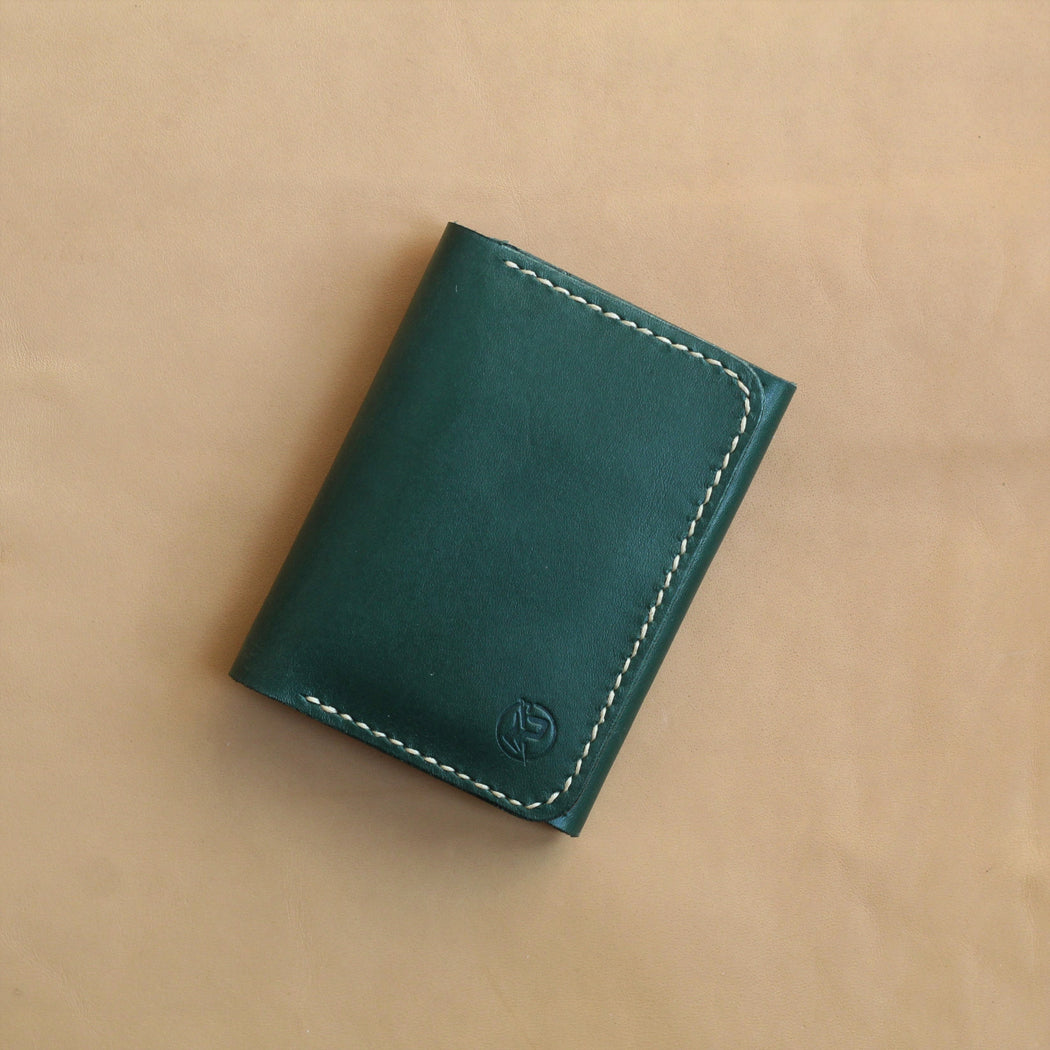 VB1-VERTICAL WALLET (GREEN)