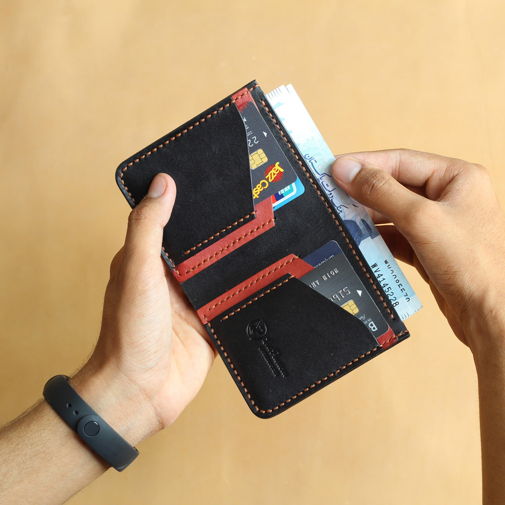 VB4-VERTICAL WALLET (BLACK)