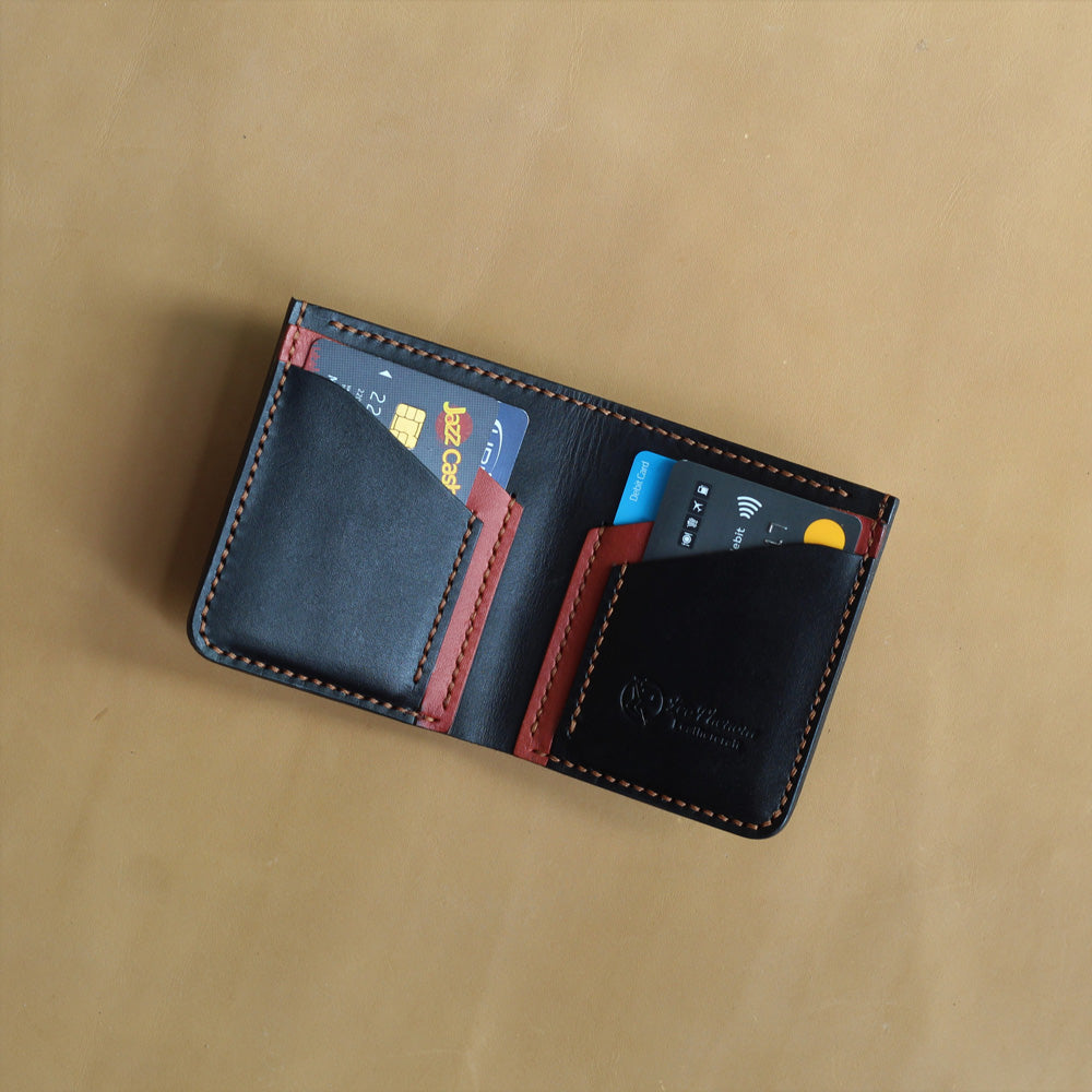 VB4-VERTICAL WALLET (BLACK)