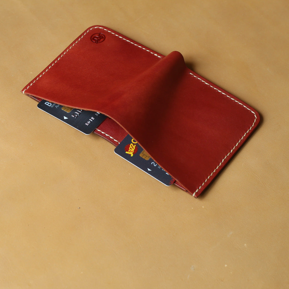 VB4-VERTICAL WALLET (MAROON)