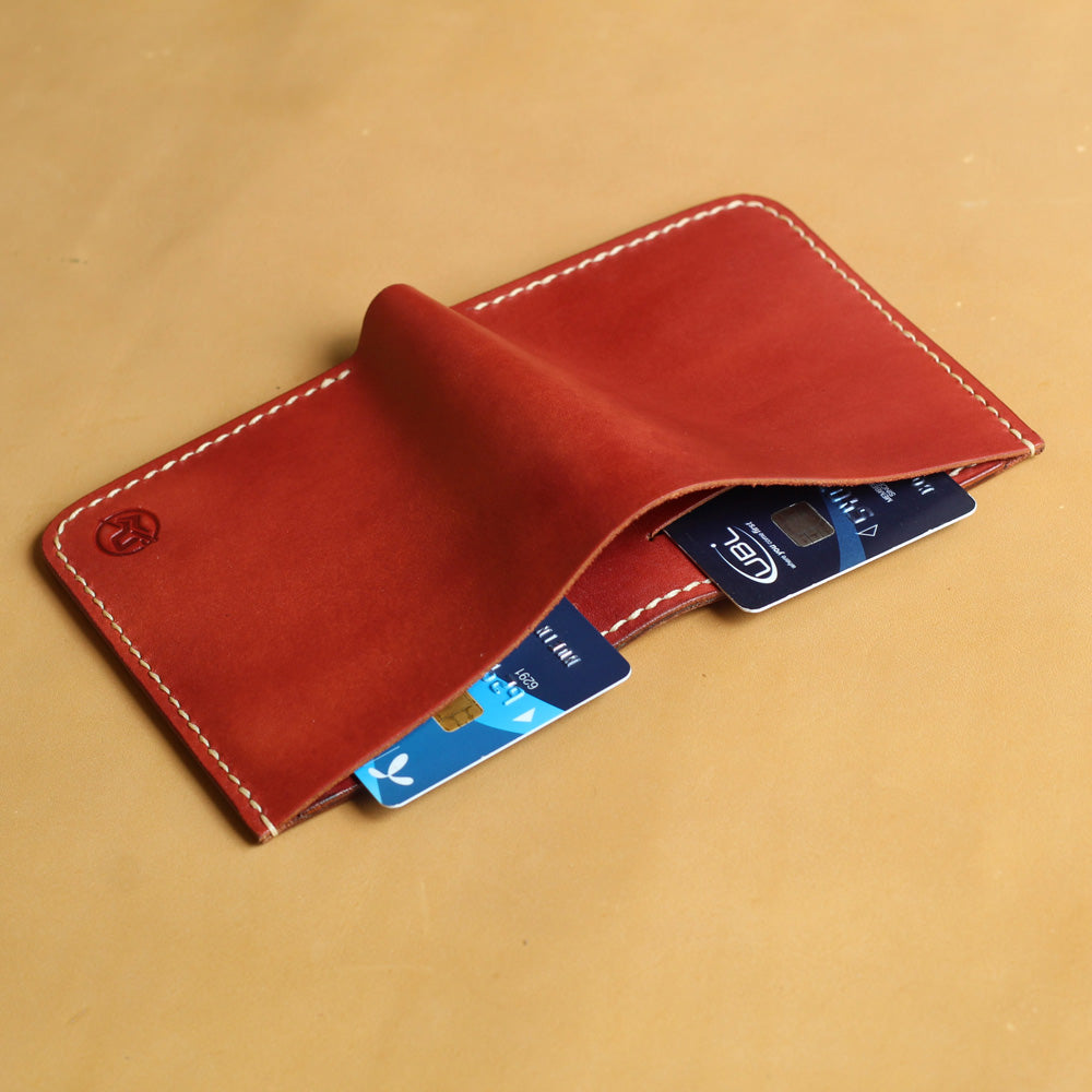 VB4-VERTICAL WALLET (MAROON)