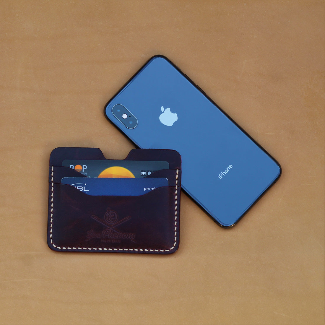 M4-CARDHOLDER (BORDO)