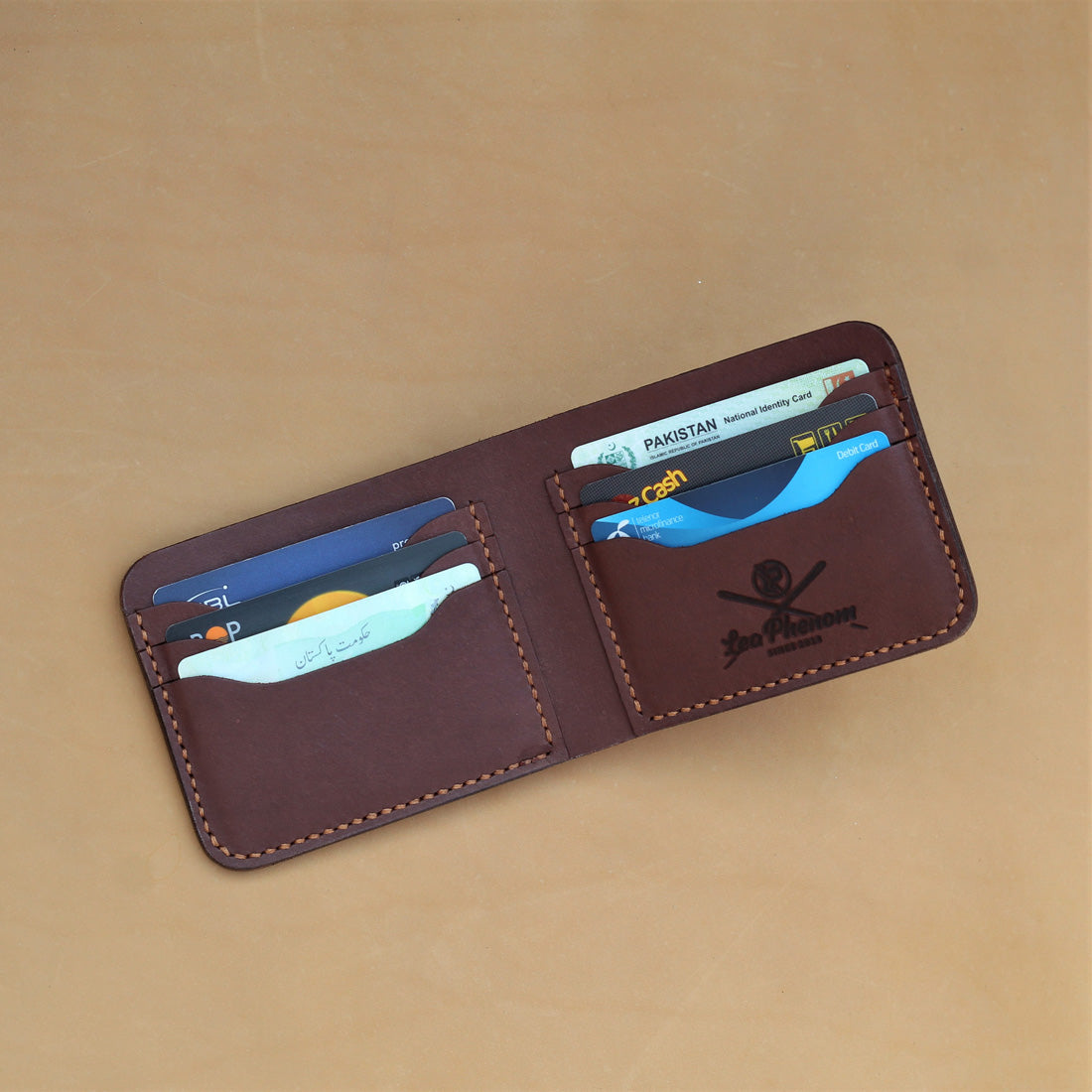 B6-BIFOLD WALLET (BUCK BROWN.)