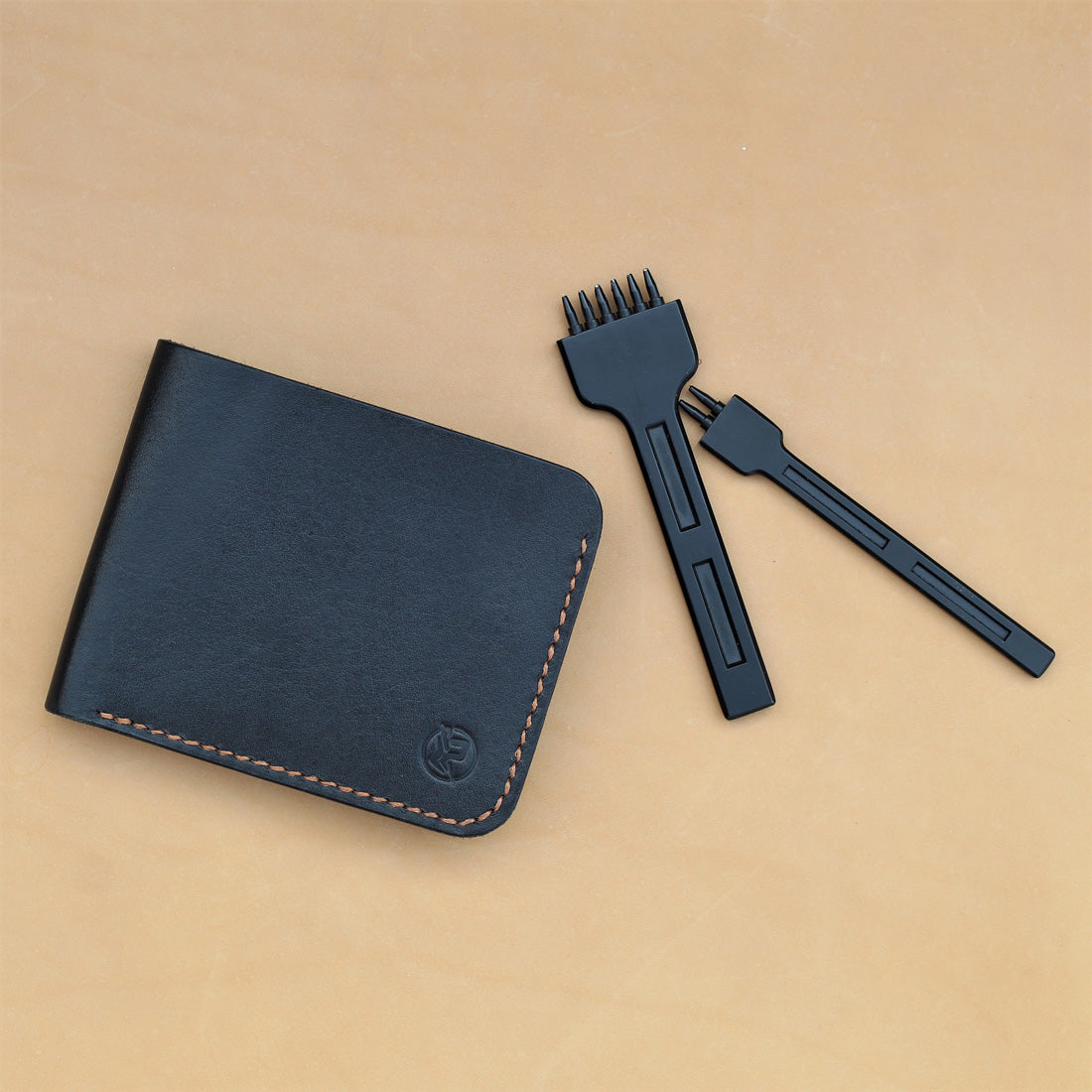 B6-BIFOLD WALLET (BLACK)