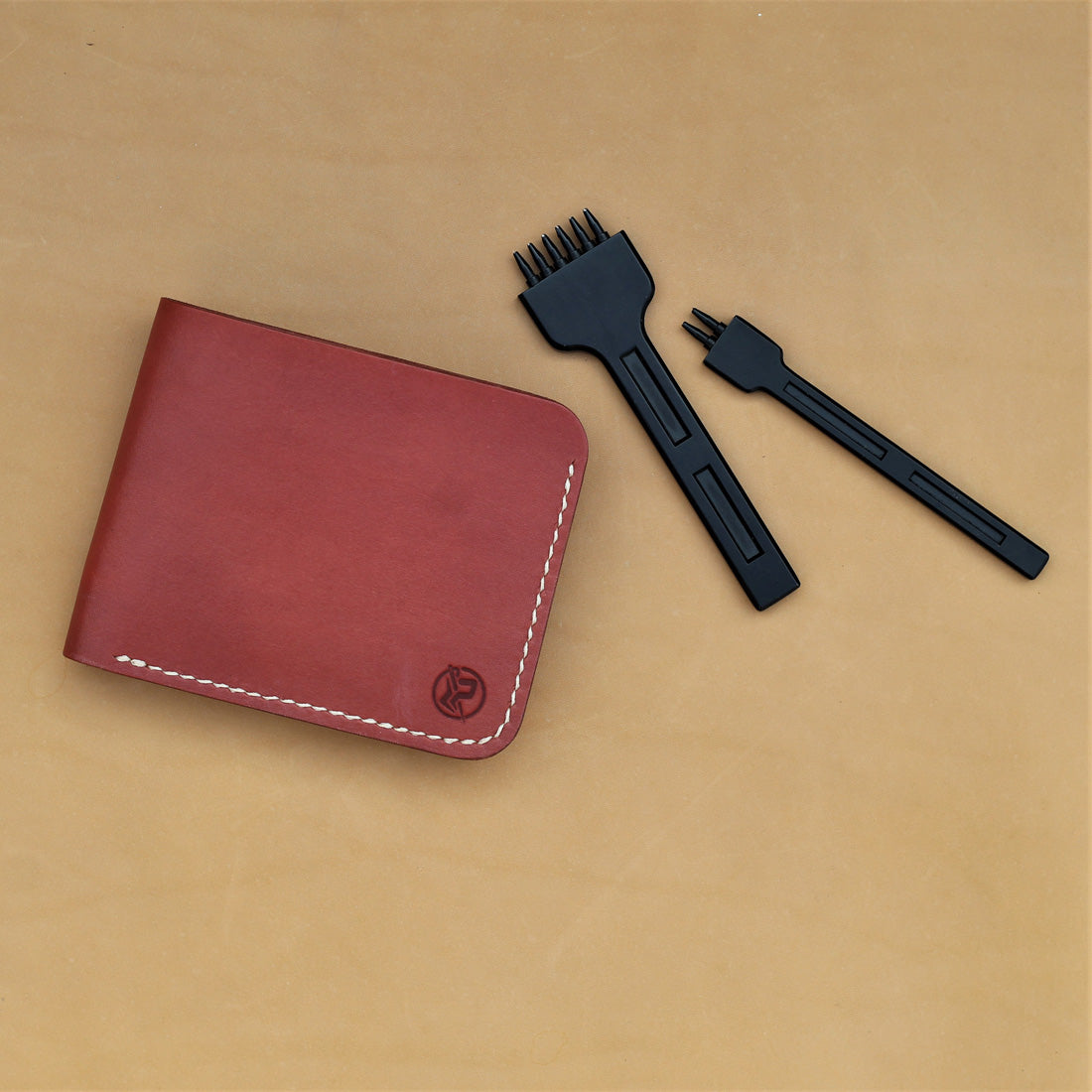 B6-BIFOLD WALLET (MAROON)