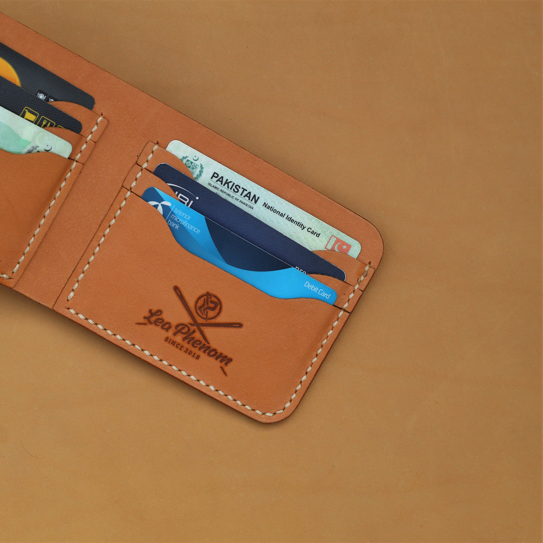 B6-BIFOLD WALLET (TAN)