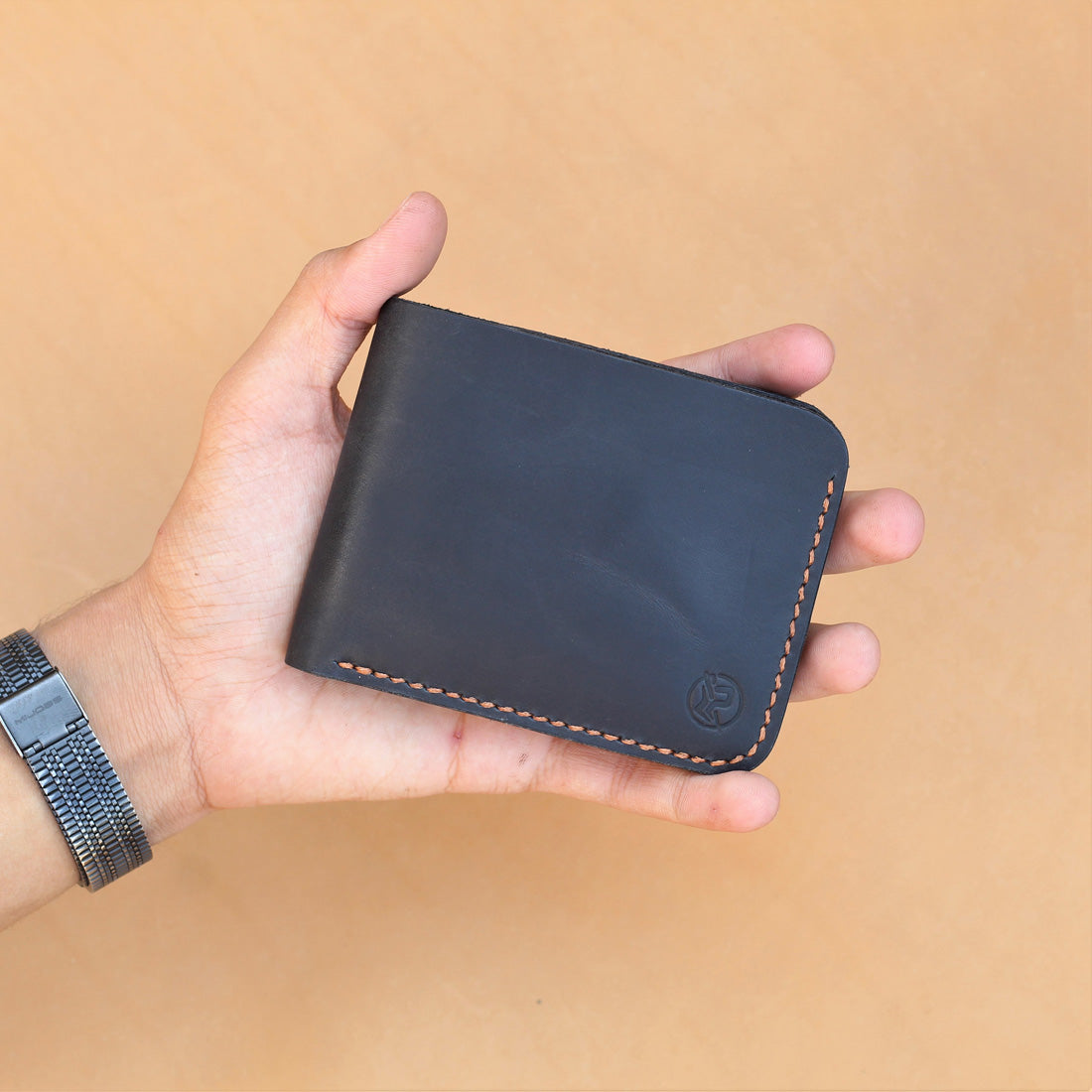 B1-BIFOLD WALLET (BLACK)